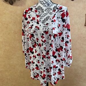 Torrid -Minnie Mouse Print Button-Front Blouse - White, Red, Black